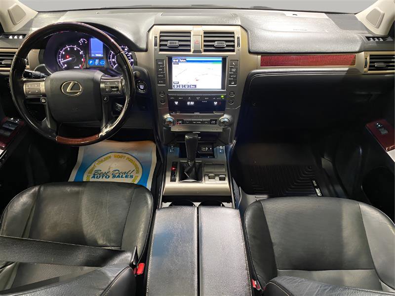 Used 2018 Lexus GX 460 Premium w/ Premium Package image 10