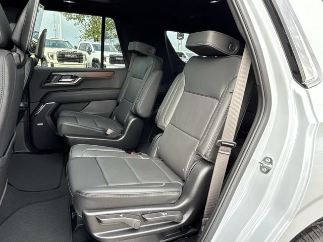 Used 2026 GMC Yukon Denali w/ Denali Reserve Package AWD/4WD image 30