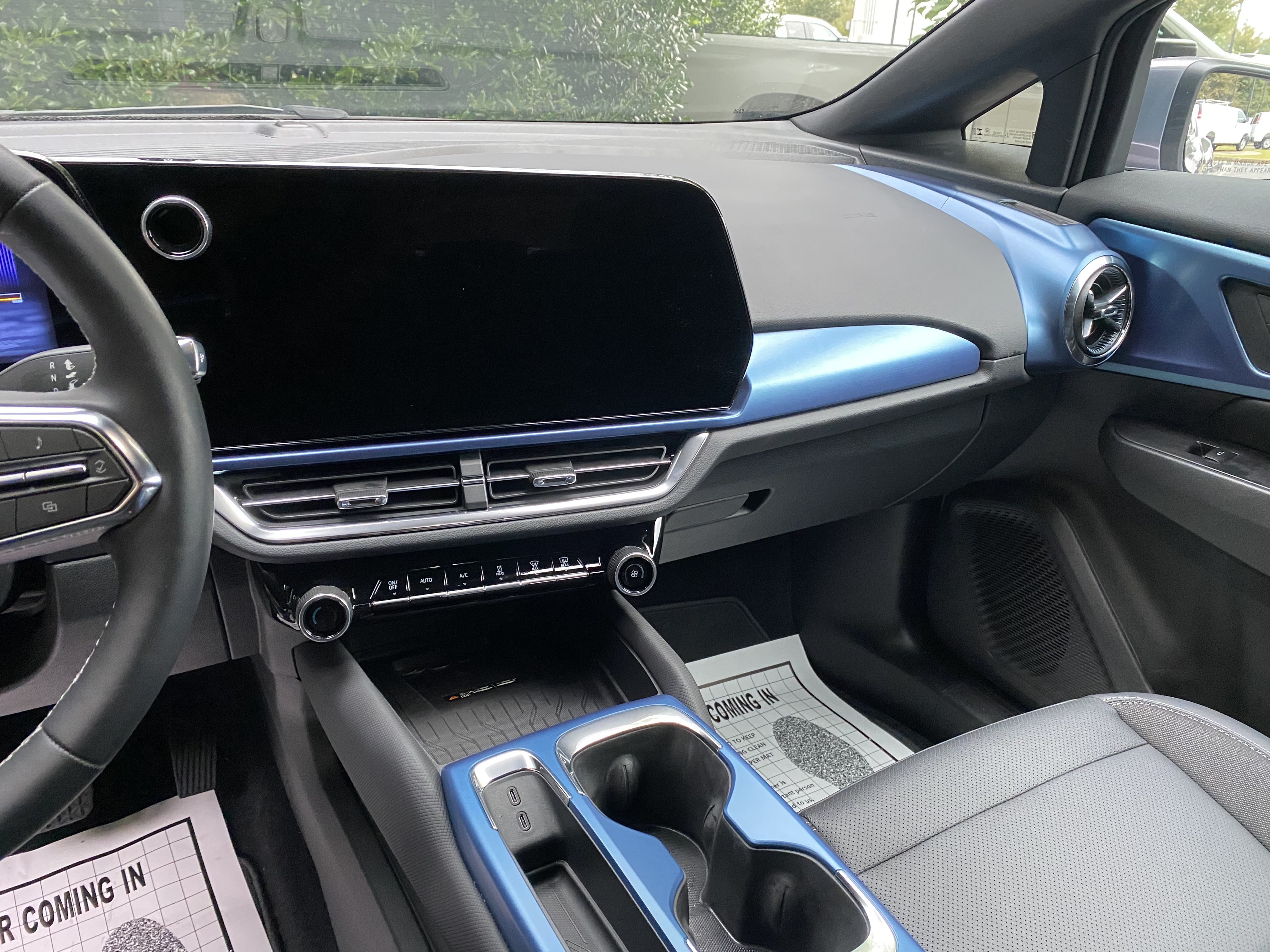 New 2026 Chevrolet Equinox EV LT AWD/4WD image 24