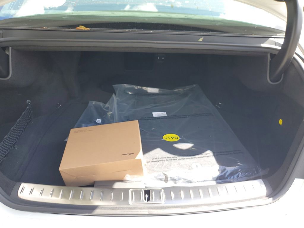 New 2026 Genesis G90 3.5T Prestige image 4