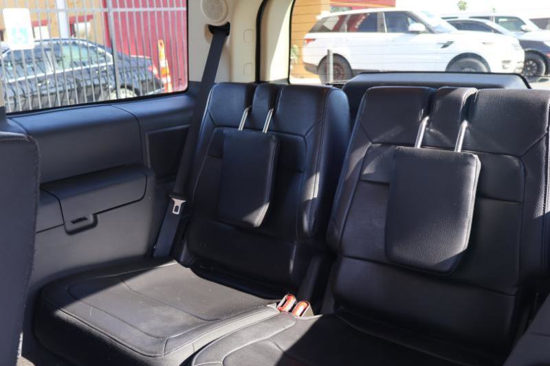 Used 2017 Ford Flex Limited image 29