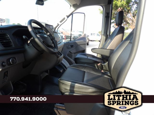 New 2026 Ford Transit 250 148 Medium Roof w/ Load Area Protection Package RWD image 30