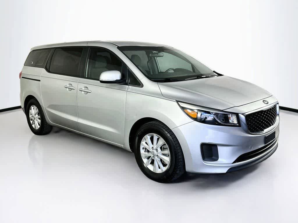 Used 2018 Kia Sedona L FWD image 24