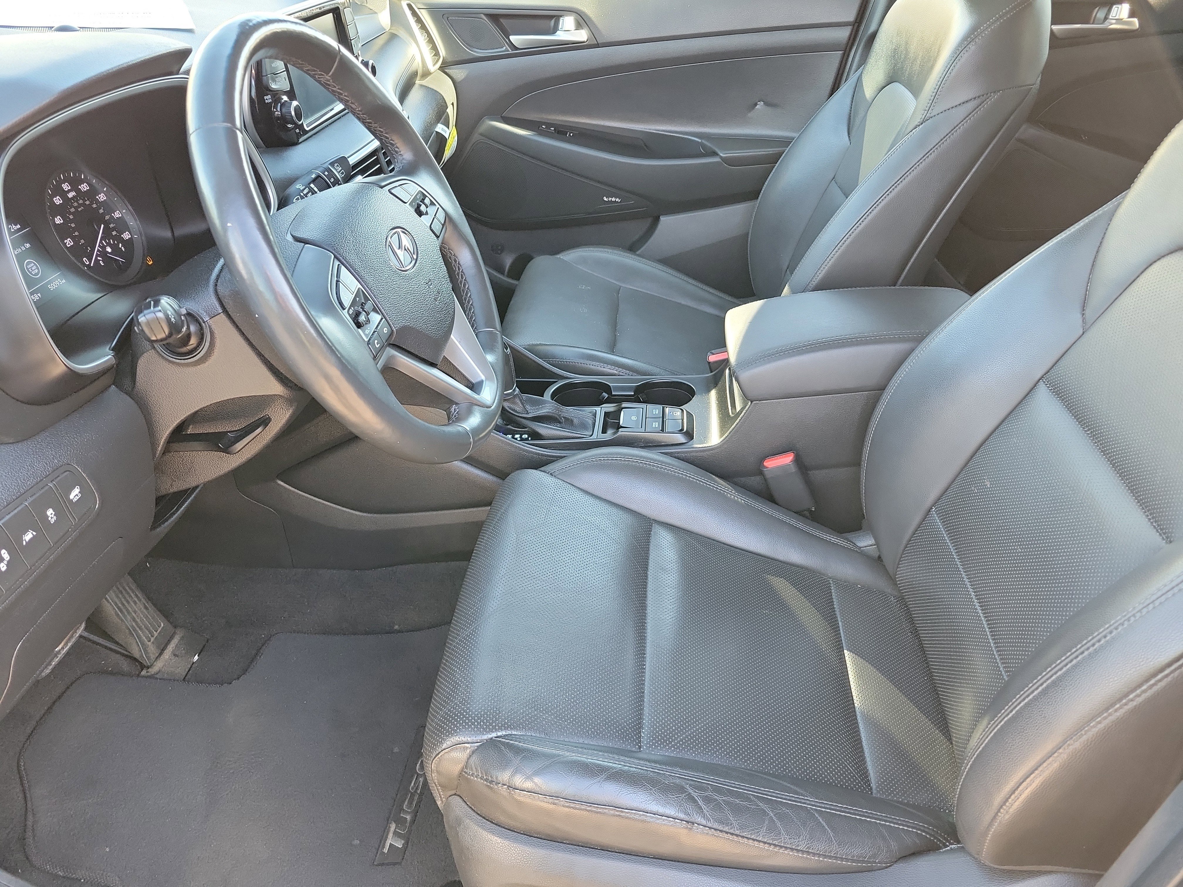 Used 2021 Hyundai Tucson Limited image 3