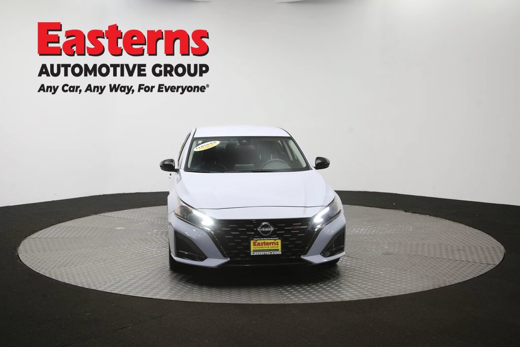 Used 2023 Nissan Altima 2.5 SR FWD image 55