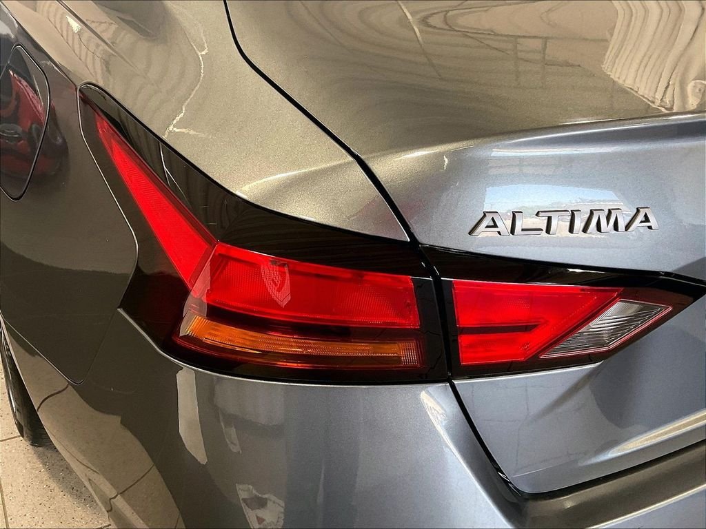 Used 2023 Nissan Altima 2.5 SV FWD image 33