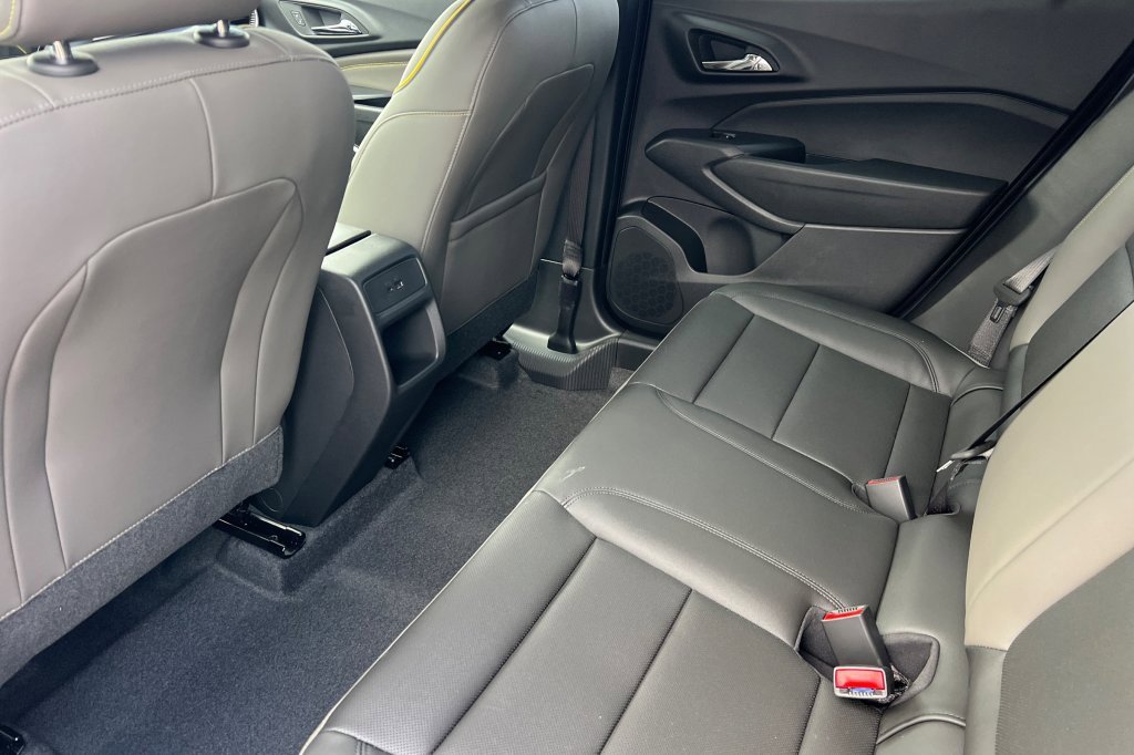 New 2026 Chevrolet Trax ACTIV w/ Driver Confidence Package image 9