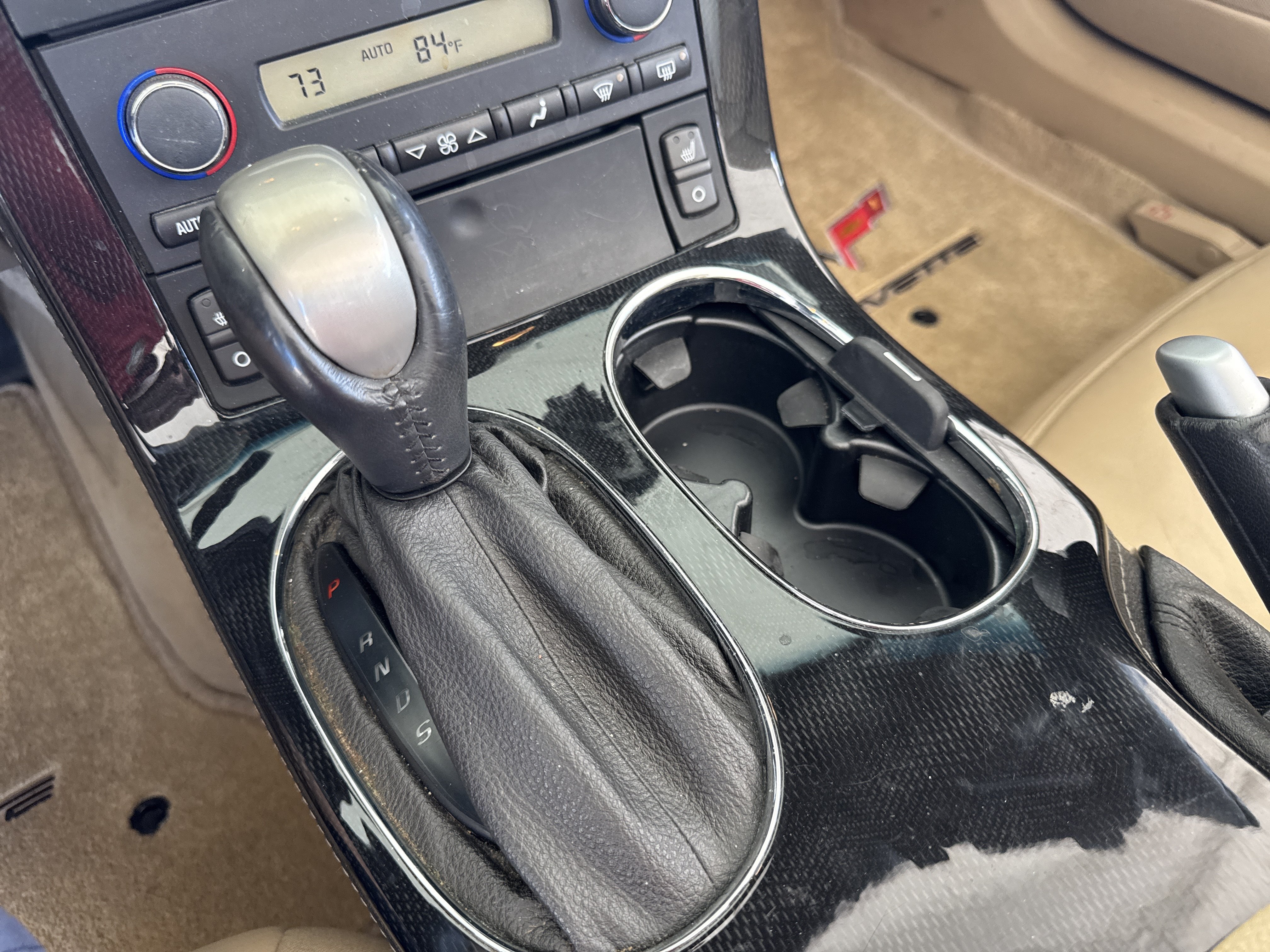 Used 2008 Chevrolet Corvette Convertible w/ Preferred Equipment Group RWD image 25