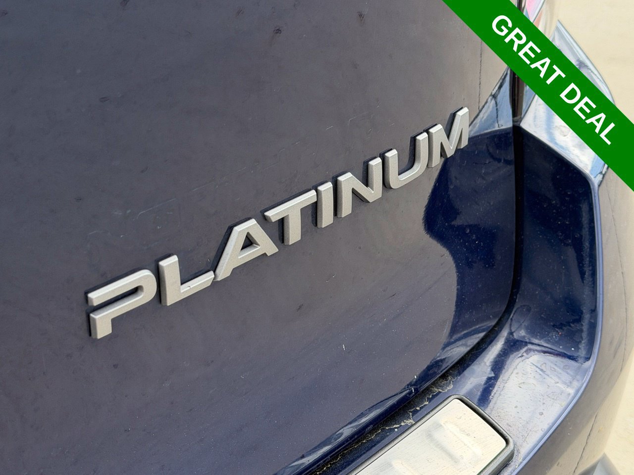 Used 2025 Nissan Armada Platinum w/ Convenience Package RWD image 12