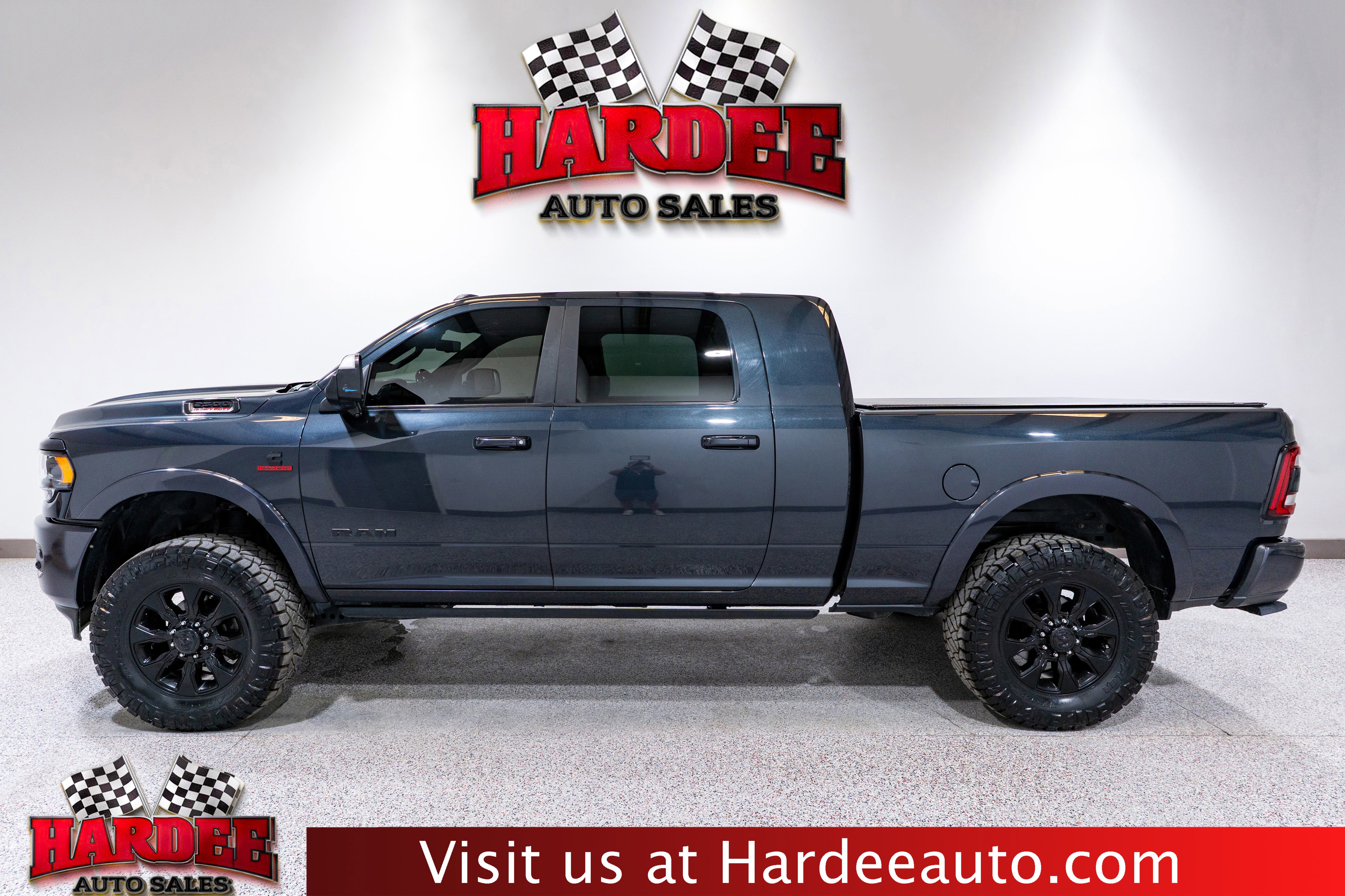Used 2022 RAM 2500 Limited image 1