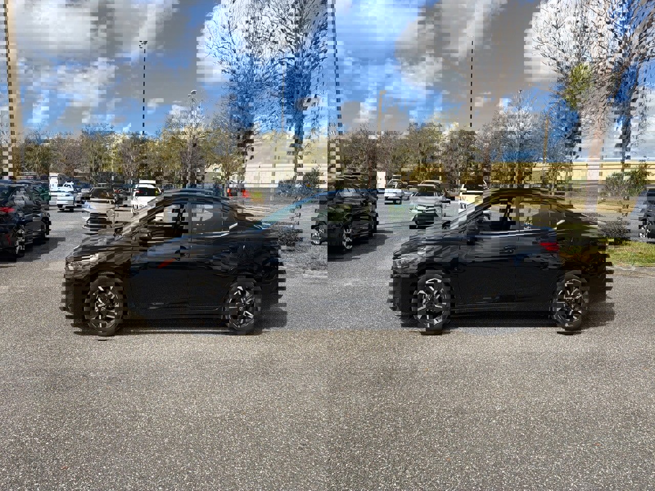 Used 2025 Nissan Sentra SV image 2