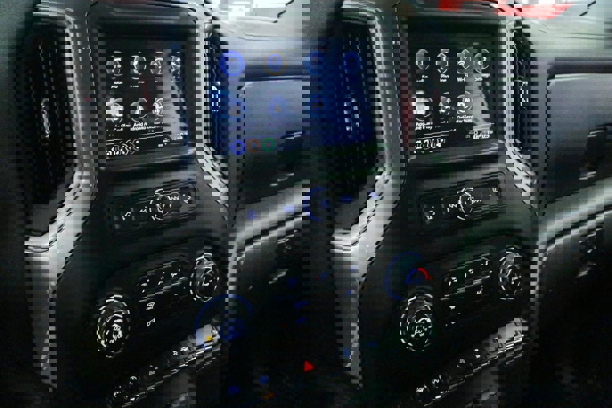 Used 2024 Chevrolet Silverado 1500 W/T image 16