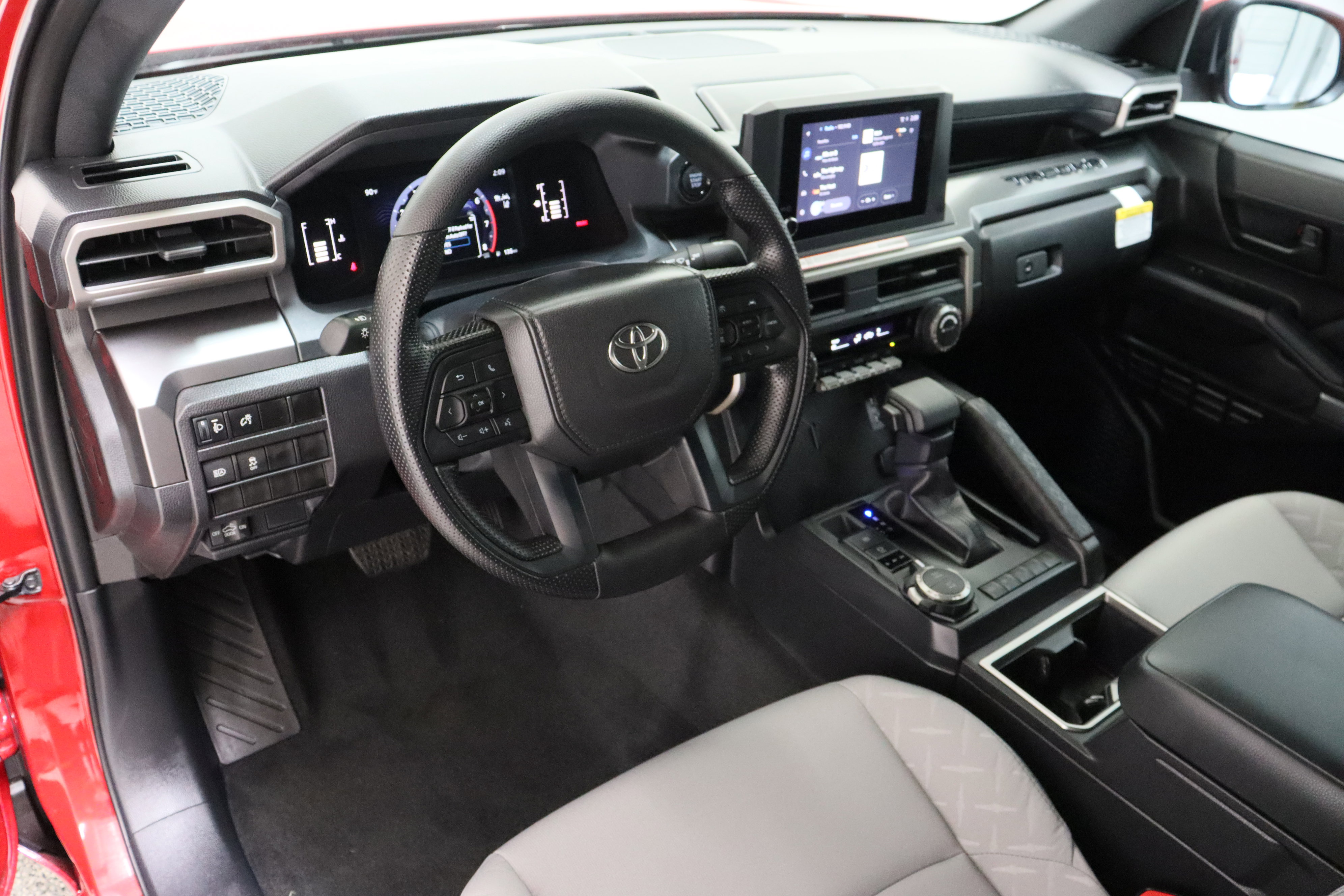 Certified 2026 Toyota Tacoma SR5 AWD/4WD image 13