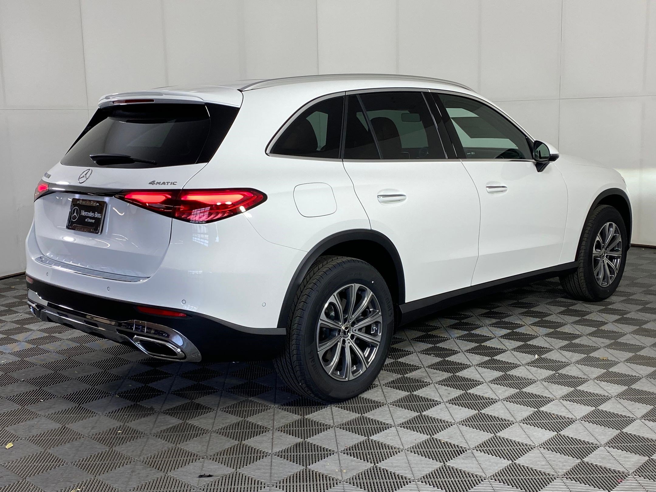 Used 2026 Mercedes-Benz GLC 300 4MATIC image 8