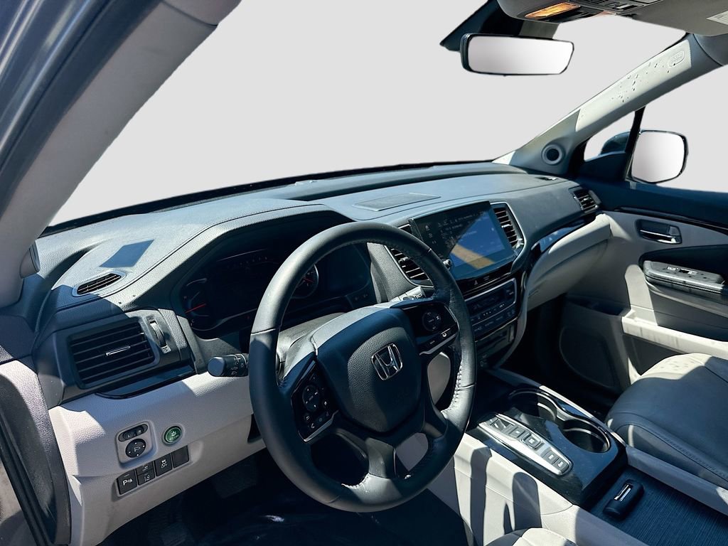 Used 2019 Honda Pilot Touring image 9