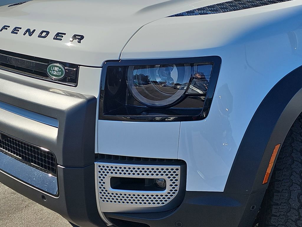 Used 2023 Land Rover Defender 110 S image 36
