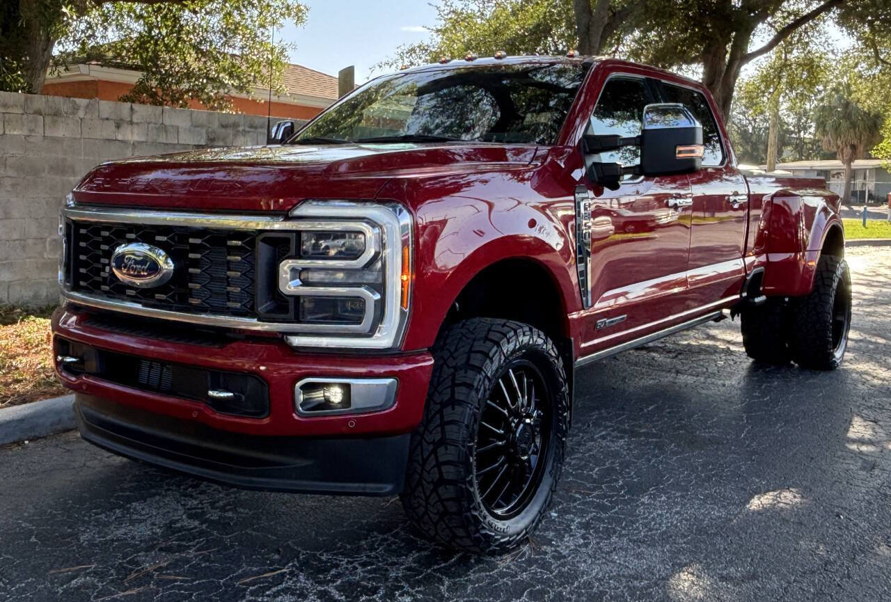 Used 2023 Ford F350 Platinum AWD/4WD image 3