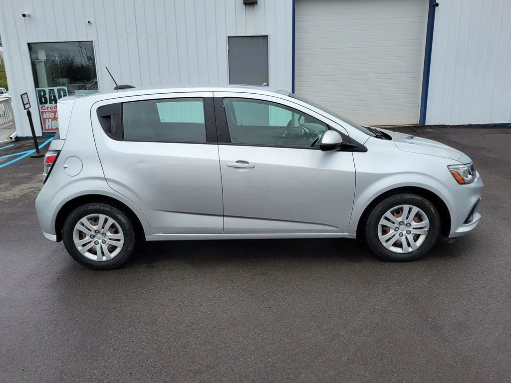 Used 2020 Chevrolet Sonic LT FWD image 3