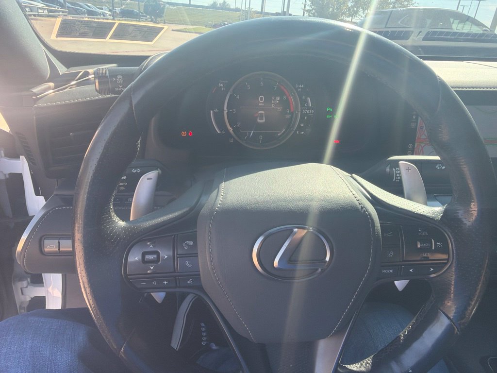 Used 2018 Lexus LC 500 Coupe w/ Sport Package RWD image 9
