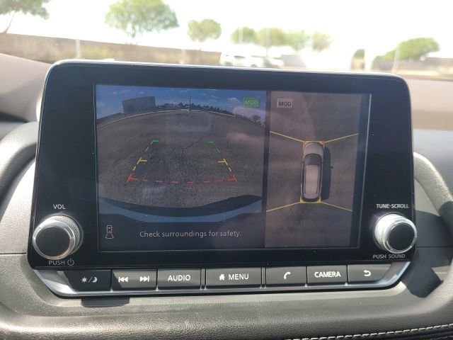 Used 2021 Nissan Rogue SV AWD/4WD image 17