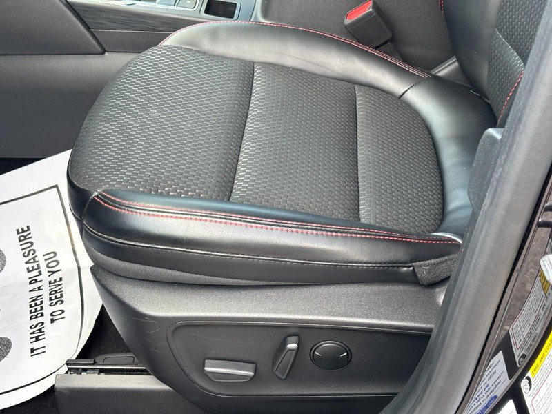 Used 2024 Ford Escape ST-Line w/ Tech Pack #1 AWD/4WD image 16