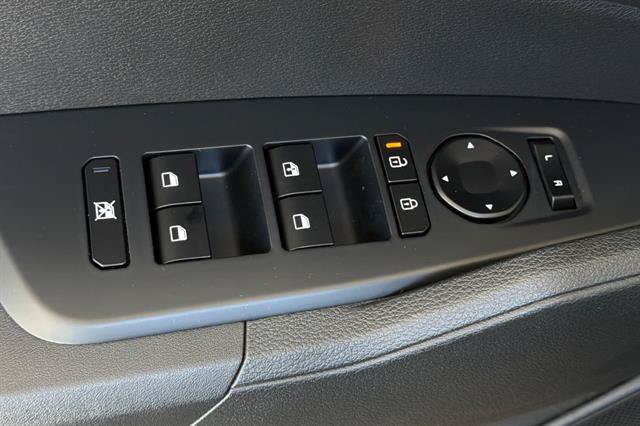 New 2026 Kia Sportage S AWD/4WD image 12