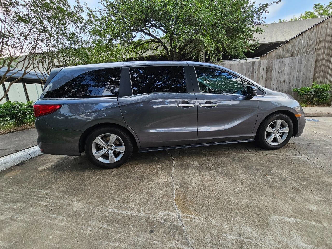 Used 2019 Honda Odyssey EX image 8