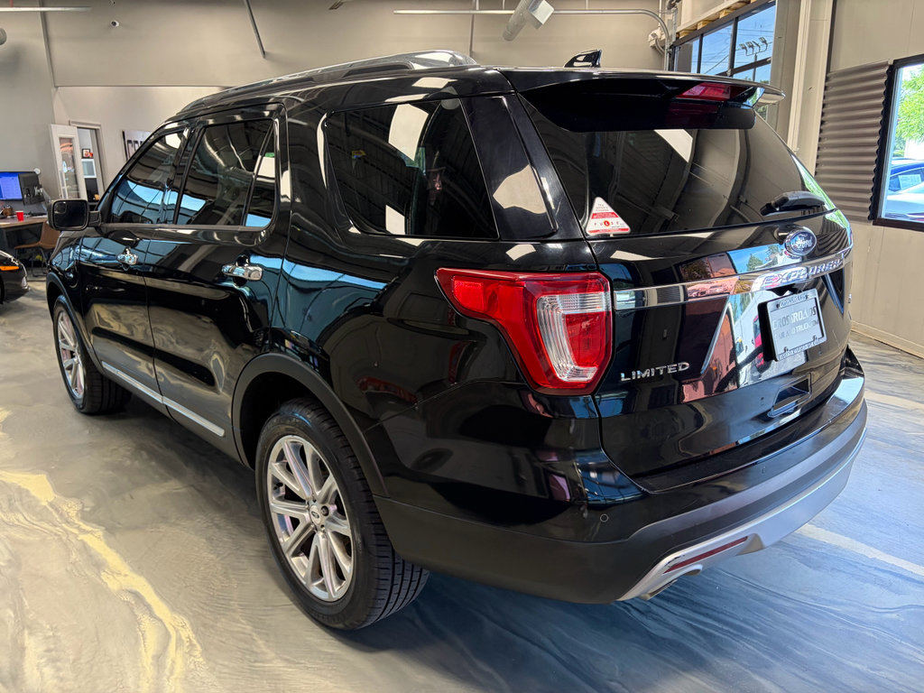 Used 2017 Ford Explorer Limited AWD/4WD image 36