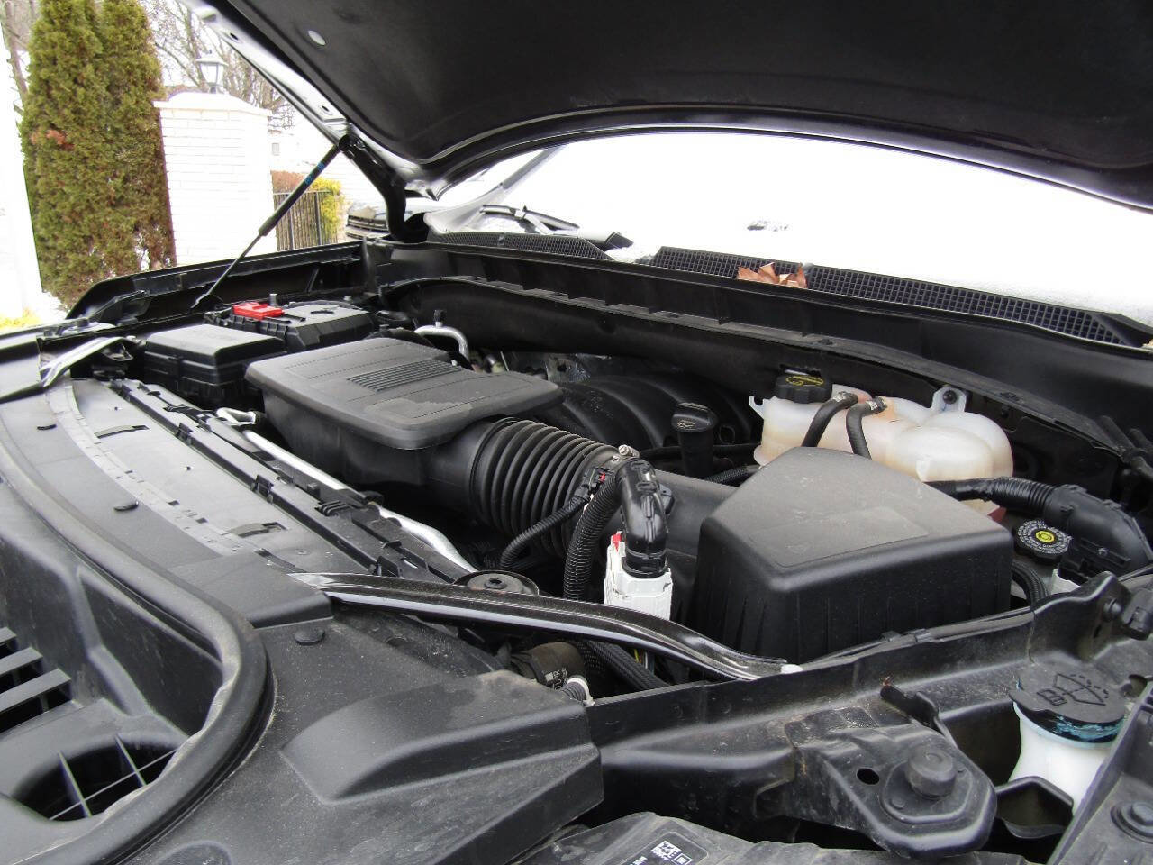 Used 2024 Chevrolet Tahoe LT image 27