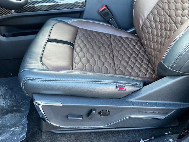 New 2024 Ford F350 Lariat w/ Lariat Ultimate Package image 28