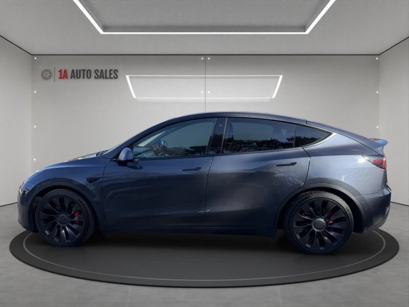 Used 2022 Tesla Model Y Performance AWD/4WD image 2