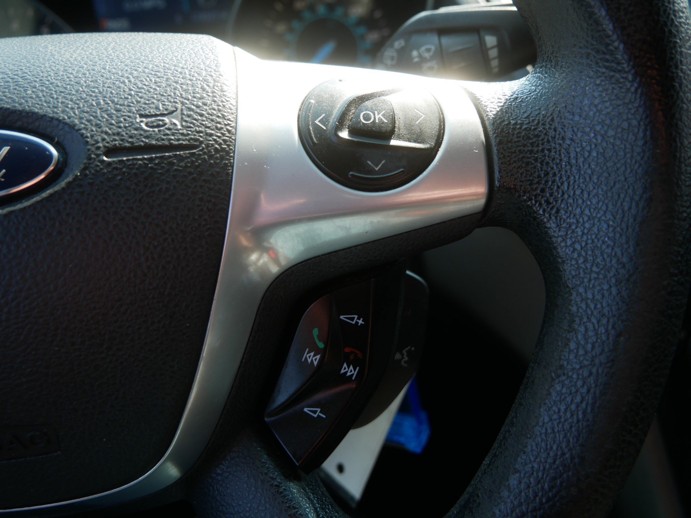 Used 2014 Ford Escape S FWD image 25