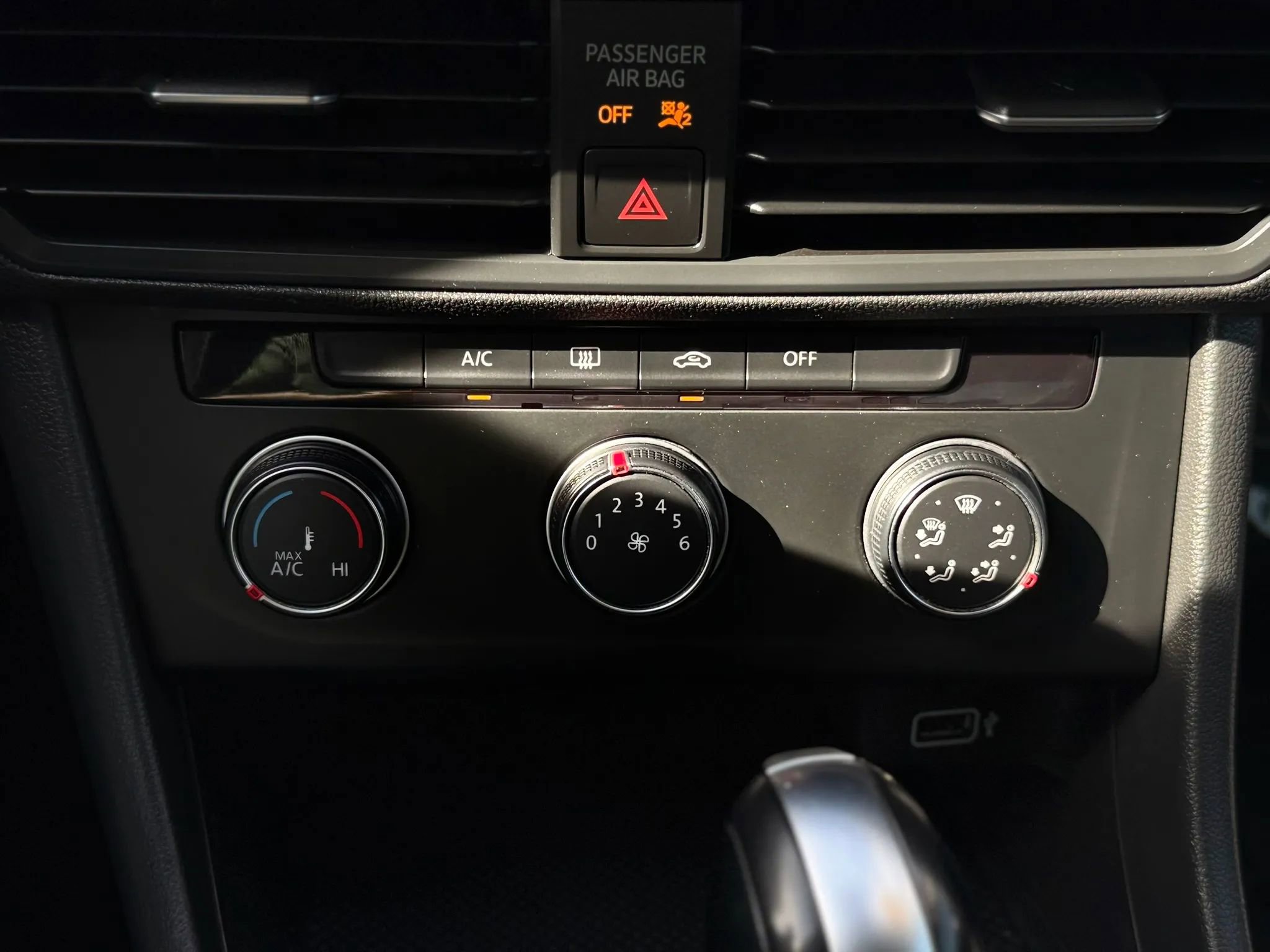 Used 2019 Volkswagen Jetta S FWD image 39