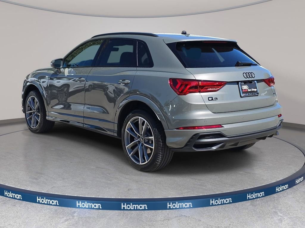 Certified 2025 Audi Q3 2.0T Premium w/ Convenience Package image 7