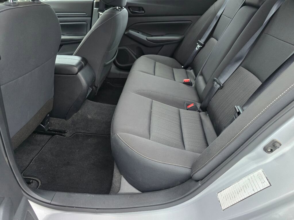 Used 2024 Nissan Altima 2.5 SV image 20