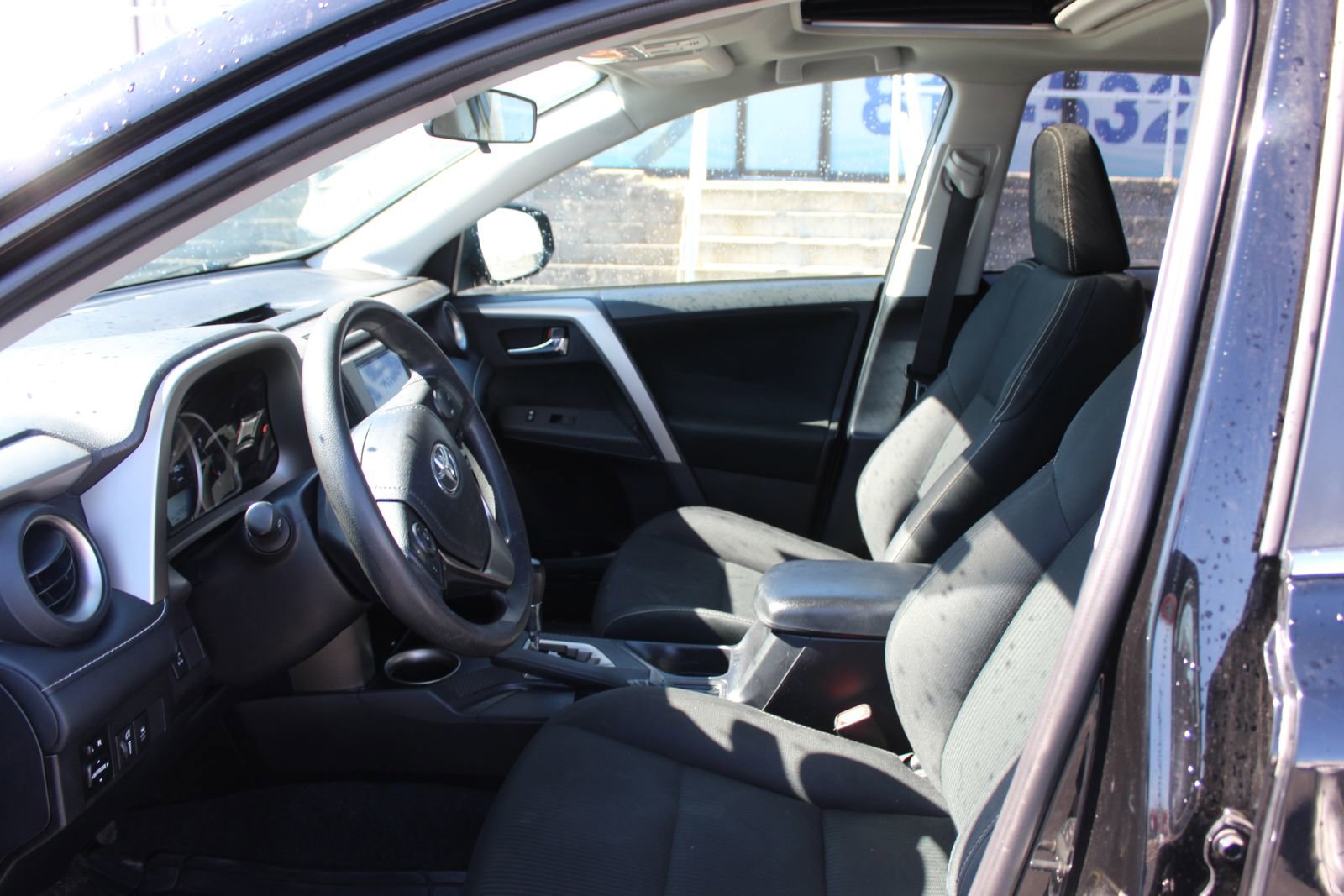 Used 2014 Toyota RAV4 XLE image 20