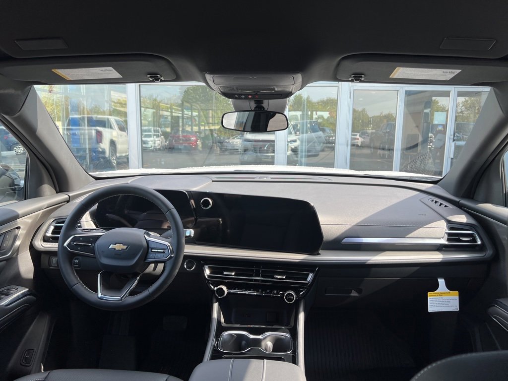 New 2026 Chevrolet Traverse LT w/ LPO, Floor Liner Package image 10