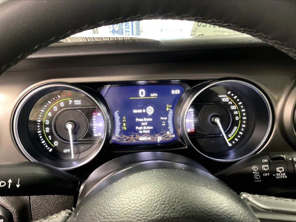 Used 2023 Jeep Wrangler Unlimited w/ Cold Weather Group AWD/4WD image 24
