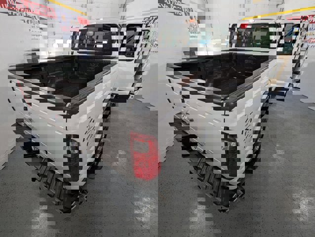 Used 2016 Ford F250 Lariat w/ Chrome Package image 15