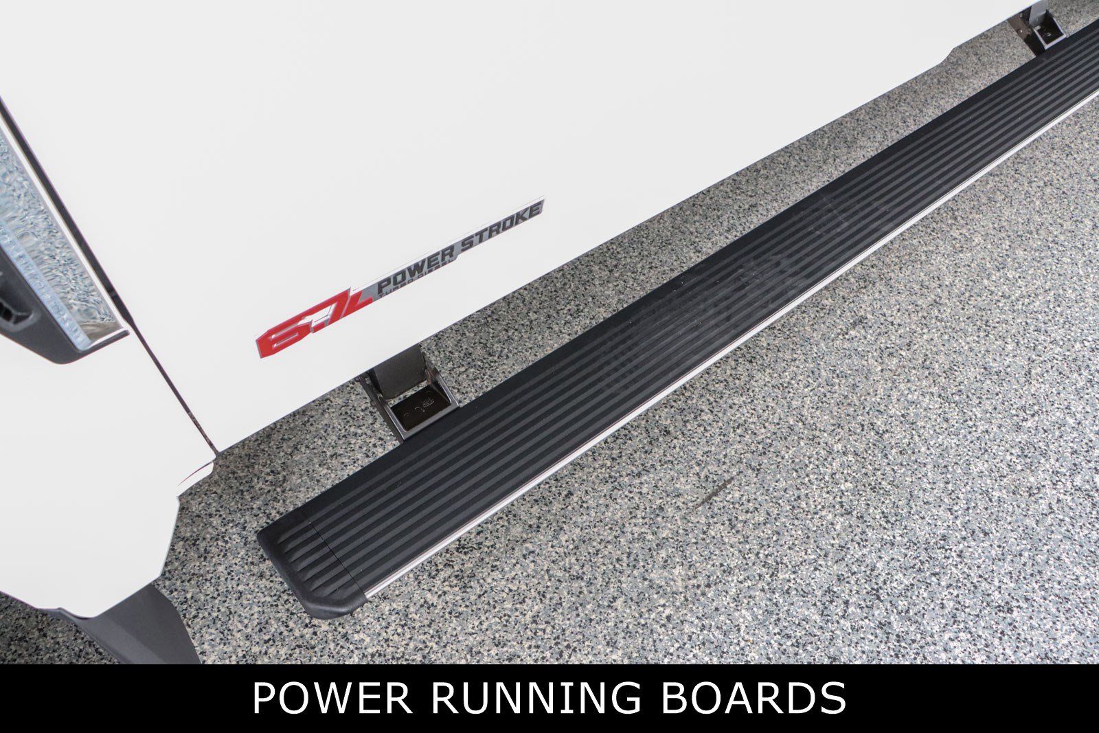 Used 2025 Ford F450 Platinum w/ Platinum Plus Package image 12