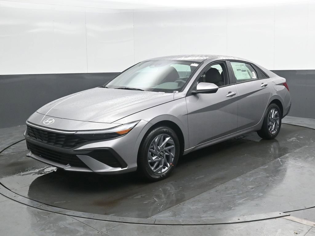 New 2026 Hyundai Elantra Hybrid FWD image 8