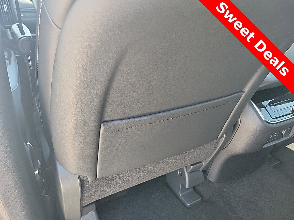 New 2026 Nissan Armada SV image 35