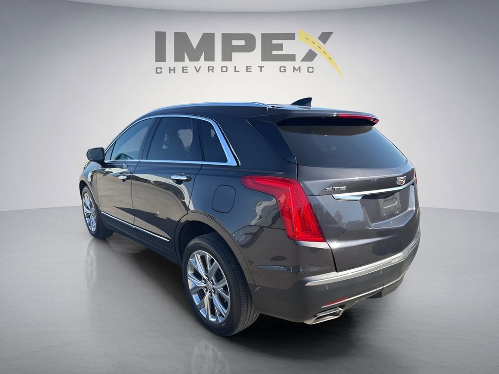 Used 2018 Cadillac XT5 Luxury w/ Driver Awareness Package FWD image 2