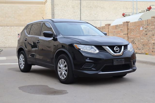 Used 2016 Nissan Rogue S FWD image 2