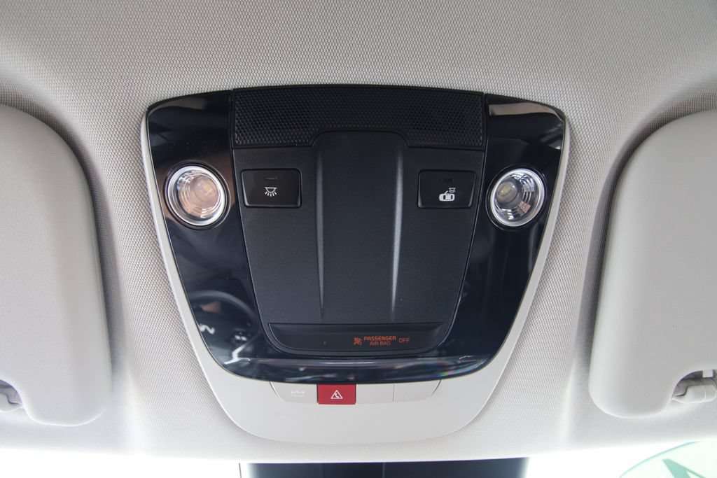 Used 2024 Kia EV6 Wind AWD/4WD image 31