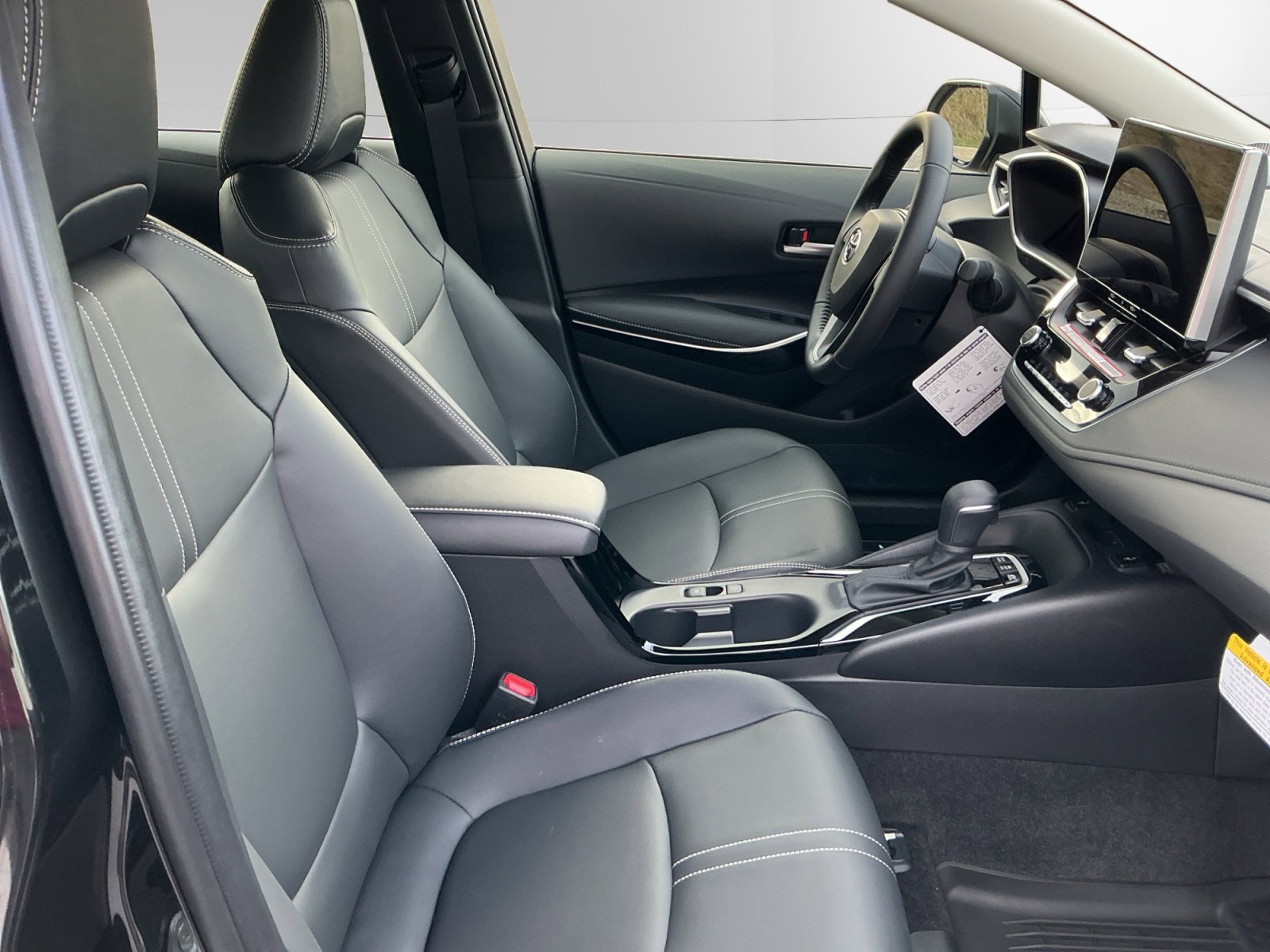 New 2026 Toyota Corolla XLE image 15