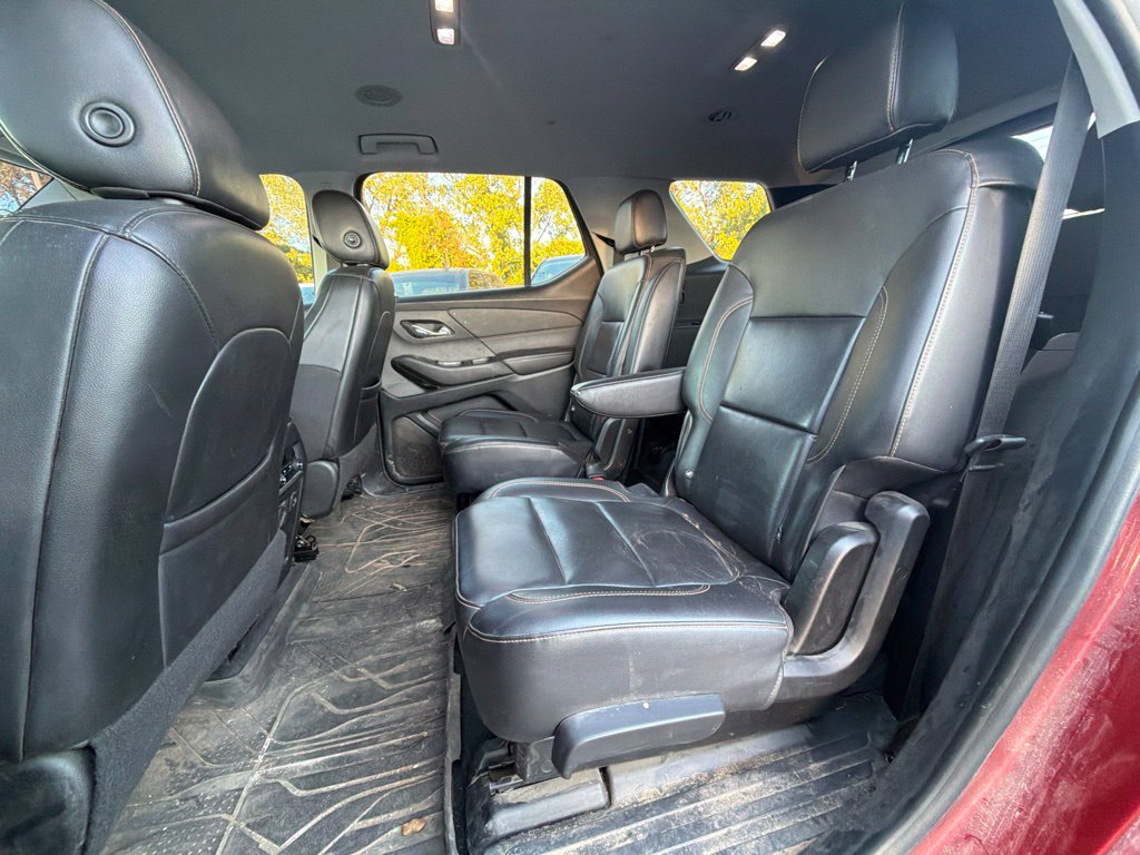 Used 2020 Chevrolet Traverse RS w/ LPO, Floor Liner Package FWD image 8