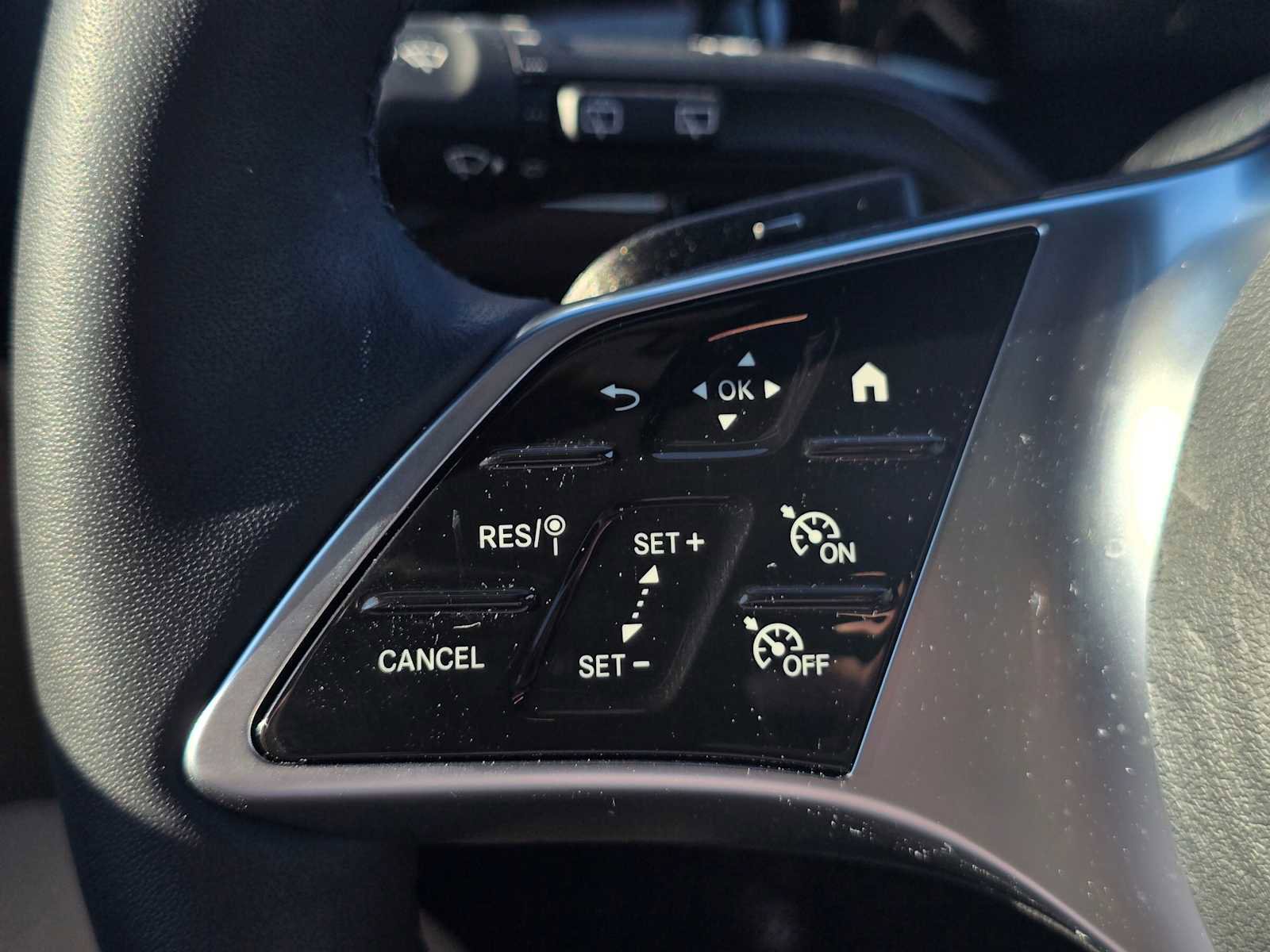 Used 2025 Mercedes-Benz GLA 250 4MATIC image 35