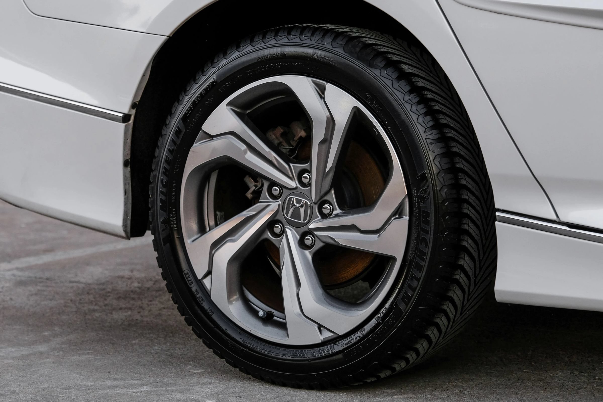 Used 2018 Honda Accord EX-L image 57