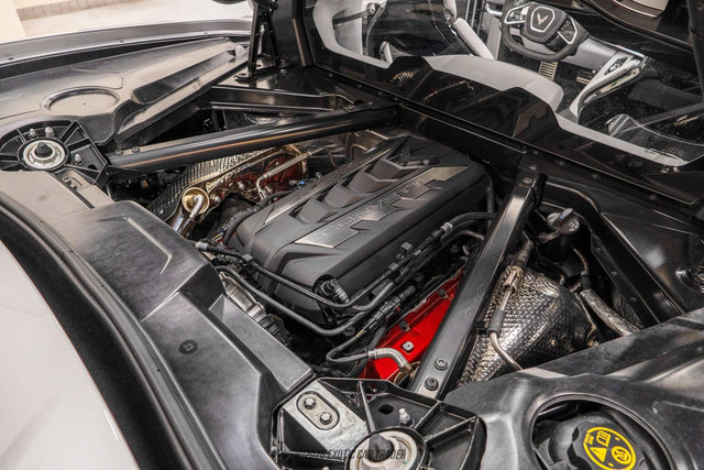 Used 2020 Chevrolet Corvette Stingray Premium Cpe w/ 3LT Preferred Equipment Group RWD image 24